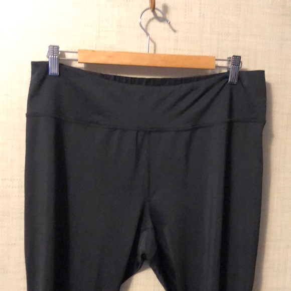 Zella Black Track Pants - Picture 2 of 5